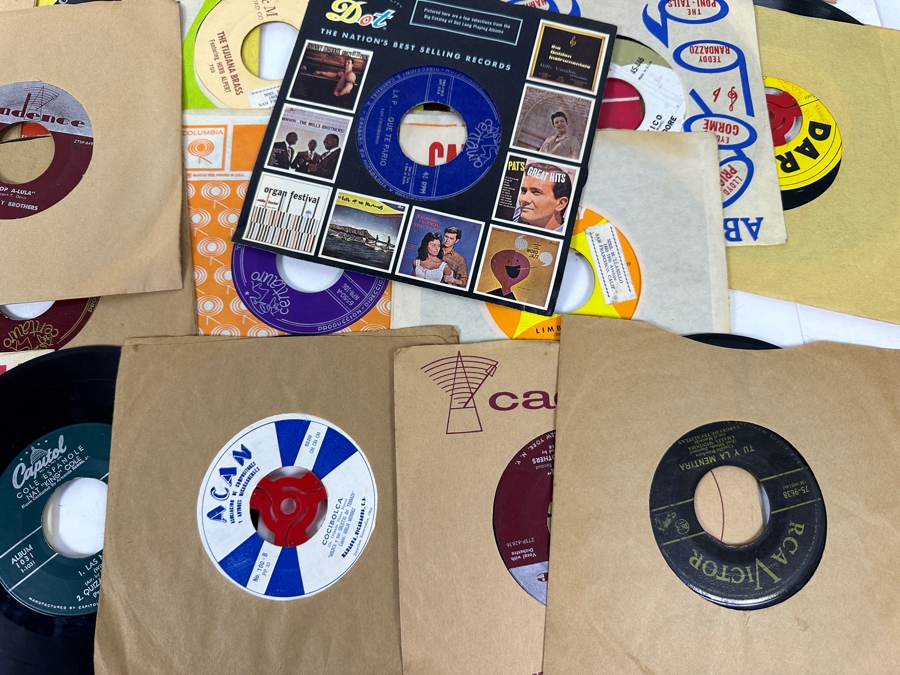 Last Minute Add - Collection Of Vintage Vinyl 45rpm Records [Photo 4]
