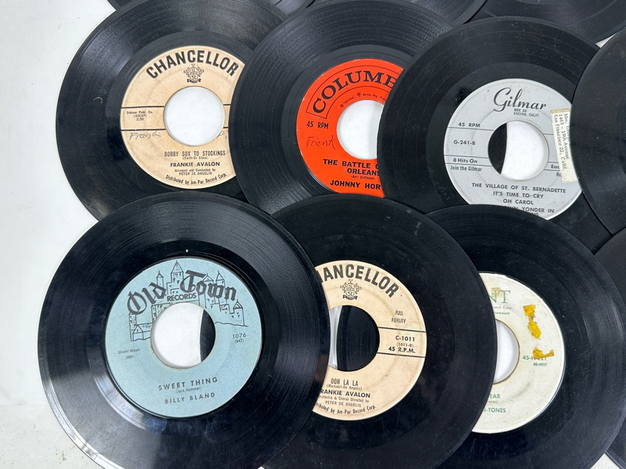 Last Minute Add - Collection Of Vintage Vinyl 45rpm Records [Photo 7]