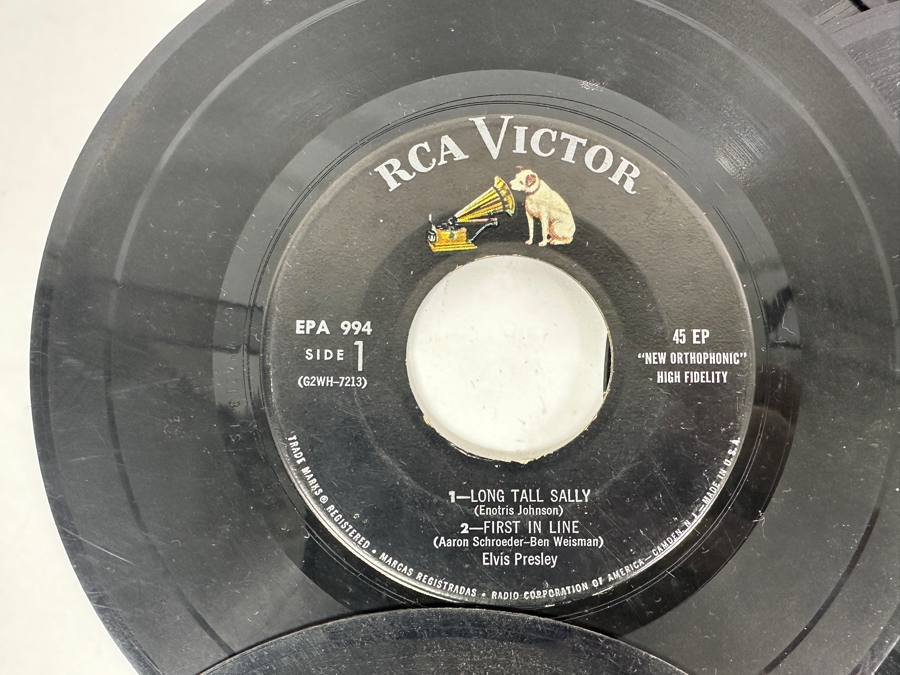 Last Minute Add - Collection Of Vintage Vinyl 45rpm Records [Photo 6]