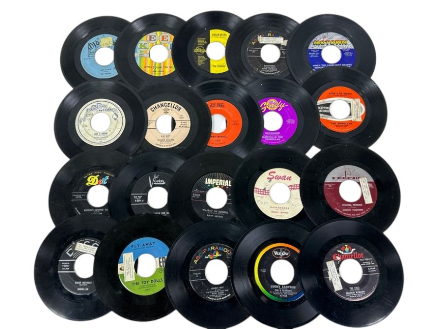 Last Minute Add - Collection Of Vintage Vinyl 45rpm Records