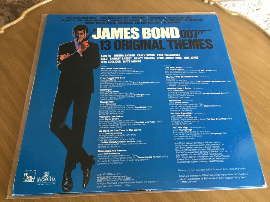 James Bond - 13 Original Themes - Liberty ‎- LO-551138 [Photo 2]