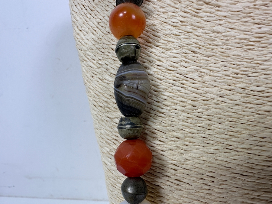 Various Stones Beaded 28' Necklace [Photo 3]