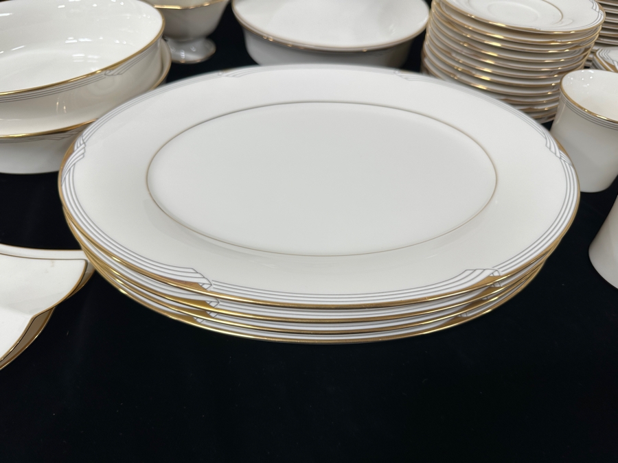 Huge Set Of Noritake Fine China Golden Cove 7719 Pattern Approximate Service For 16 [Photo 4]