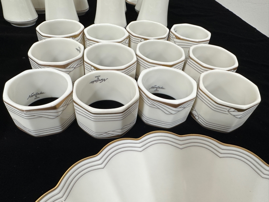 Huge Set Of Noritake Fine China Golden Cove 7719 Pattern Approximate Service For 16 [Photo 7]