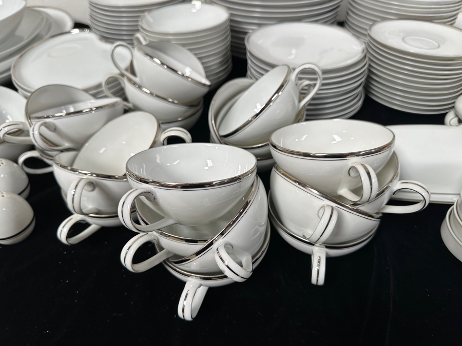 Huge Set Of Fukagawa Hand Painted China Set Arita Pattern No. 900P Approximate Service For 12 [Photo 2]