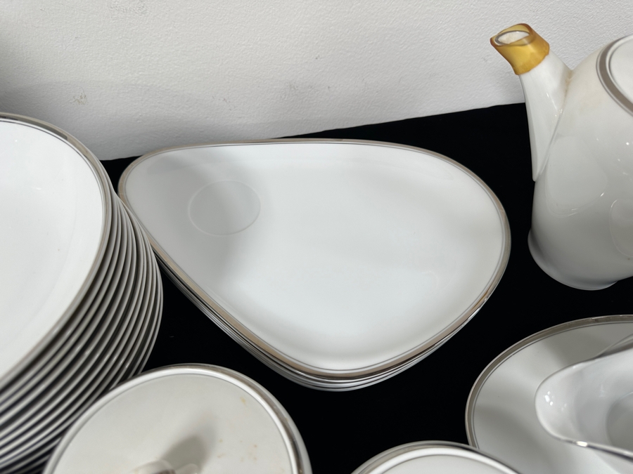 Huge Set Of Fukagawa Hand Painted China Set Arita Pattern No. 900P Approximate Service For 12 [Photo 7]