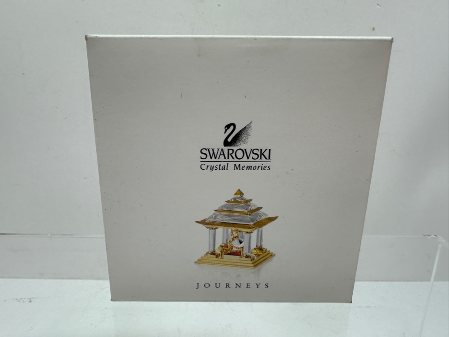 Vintage Swarovski Crystal Memories Journeys Pagoda Exquisite Gold-Tone And Crystal Accents With Original Box 1..75'H [Photo 4]