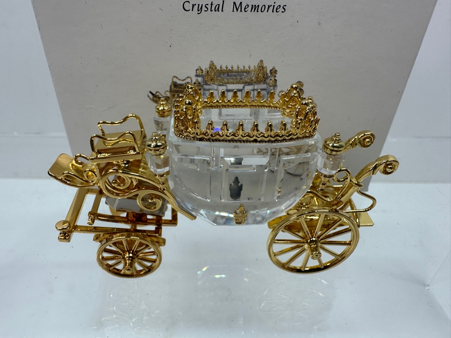 Vintage Swarovski Crystal Carriage Figurine Exquisite Crystal Memories Collection Delicate Gold Accents With Original Box [Photo 3]