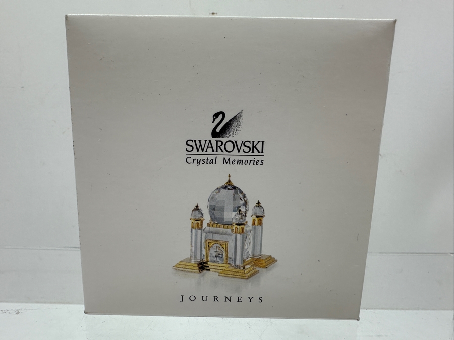 Vintage Swarovski Crystal Taj Mahal Collectible Miniature Figurine With Gold Accents And Original Box [Photo 6]