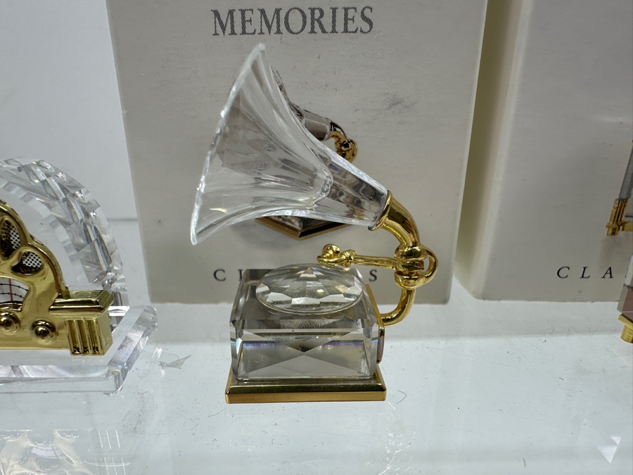 Vintage Swarovski Crystal Memories Miniature Figurines With Gold Accents: Vintage Radio, Gramophone With Original Box, Jukebox With Original Box And Film Camera [Photo 5]