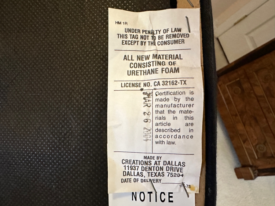 Four Modernist Lucite Chairs On Casters (Creations At Dallas) With Glass Pedestal Round Dining Table 44'R X 28.5'H [Photo 15]