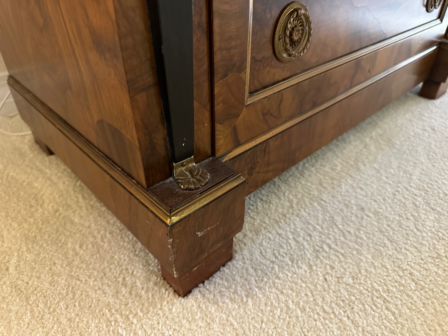 Stunning Italian Egyptian Revival Bronze Mounted Marble Top Walnut Commode 4-Drawer Dresser 28'W X 16'D X 30.5'H [Photo 5]