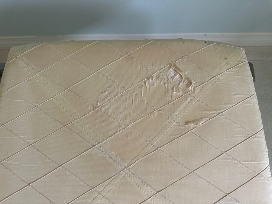 Just Added - Design Institute Of America (DIA) Chrome Island Bench With 2 Cushions 61.5'W X 17'D X 18'H [Photo 5]