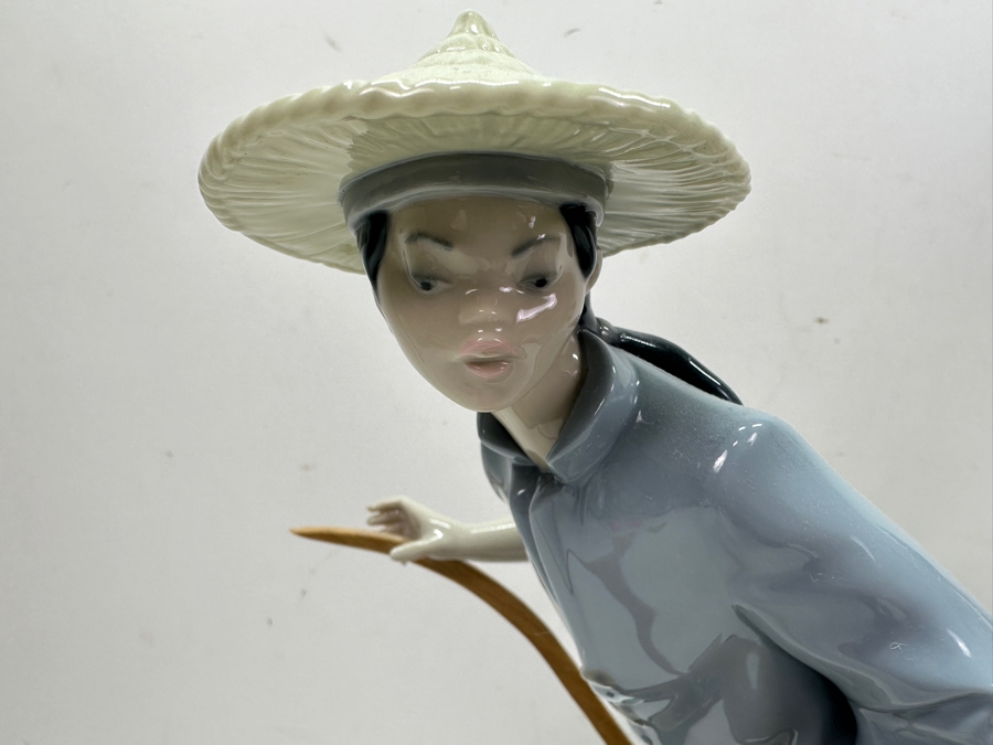 Large Vintage Lladro Porcelain Figurine Titled 'A Rickshaw Ride' Or 'Ride In China' By Salvador Debon 15'W X 8'D X 12.5'H [Photo 4]