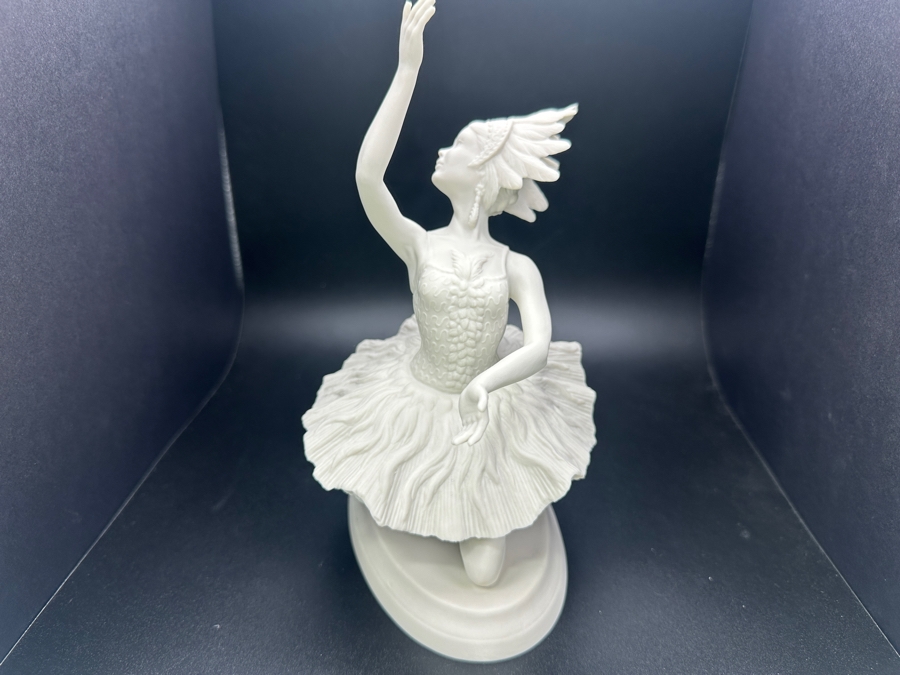 Just Added - Limited Edition The Edward Marshall Boehm Annual Figurine Collection 'Ballet Classics' Titled 'Firebird' With COA 8'H (Note That Part Of One Finger Is Missing - See Photo) [Photo 3]