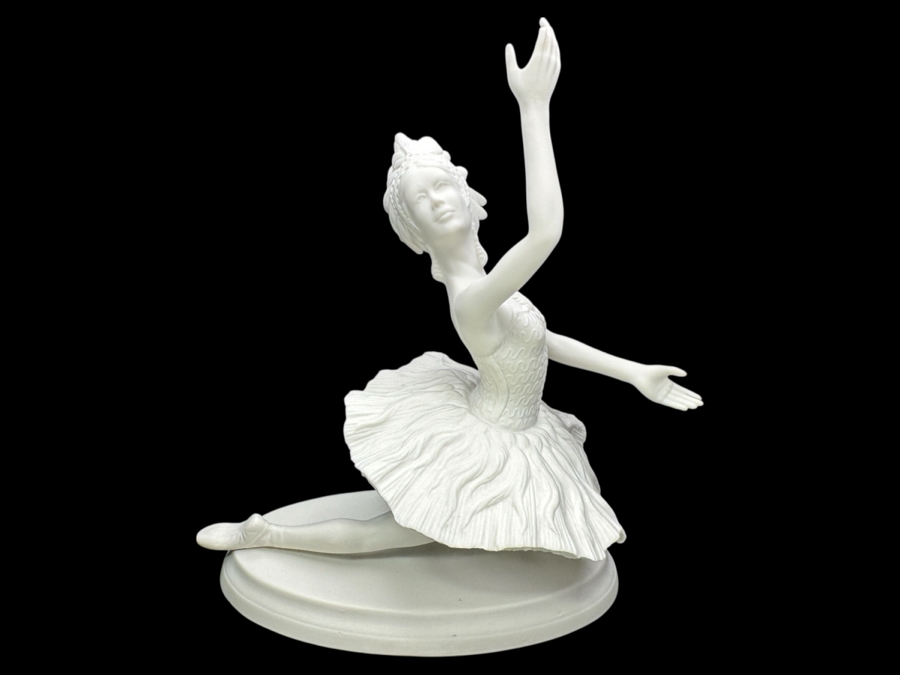 Just Added - Limited Edition The Edward Marshall Boehm Annual Figurine Collection 'Ballet Classics' Titled 'Firebird' With COA 8'H (Note That Part Of One Finger Is Missing - See Photo)