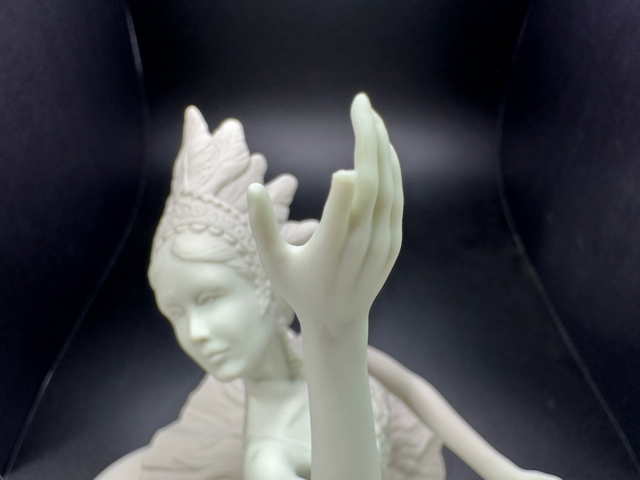 Just Added - Limited Edition The Edward Marshall Boehm Annual Figurine Collection 'Ballet Classics' Titled 'Firebird' With COA 8'H (Note That Part Of One Finger Is Missing - See Photo) [Photo 8]