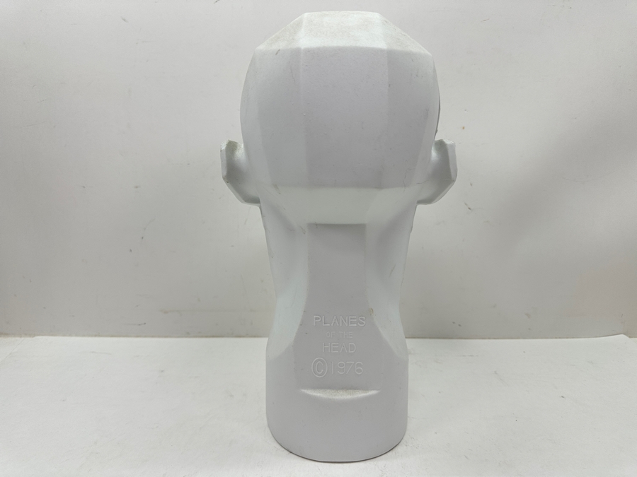 Just Added - Planes Of The Head Plastic Model Copyright 1976 13'H [Photo 4]