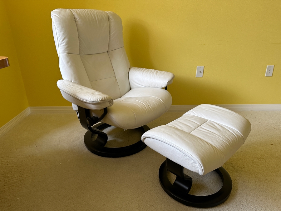 Just Added - Stressless White Leather Chair With Ottoman 30.5'W X 24'D X 39'H