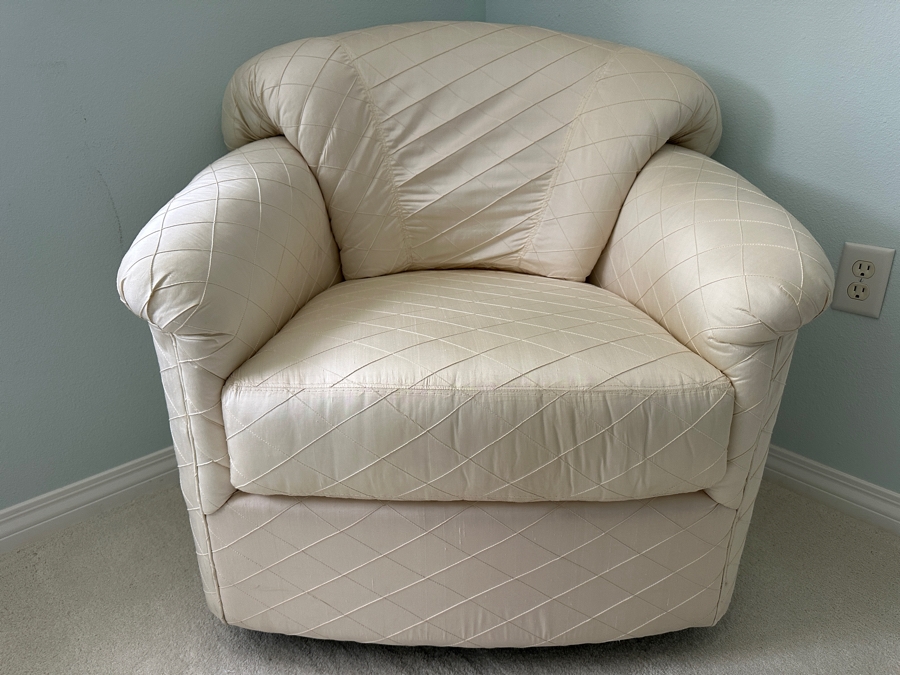 Just Added - Directional Lounge Chair 35W X 36D X 31H