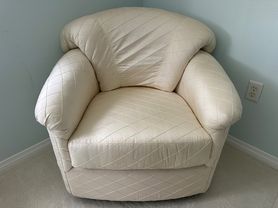 Just Added - Directional Lounge Chair 35W X 36D X 31H [Photo 2]