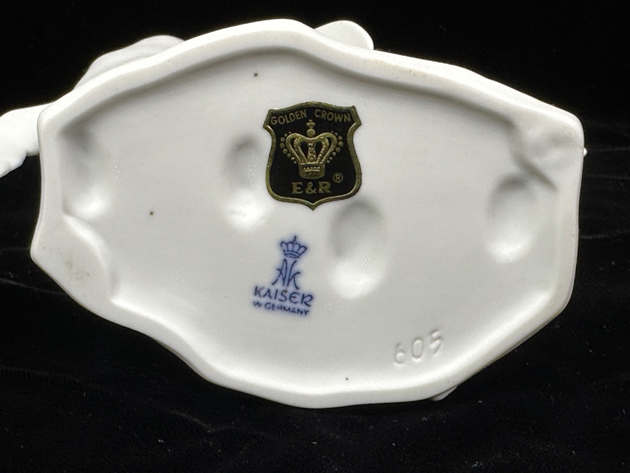 Just Added - Kaiser Germany Porcelain Penguins Figurine 5'H [Photo 5]