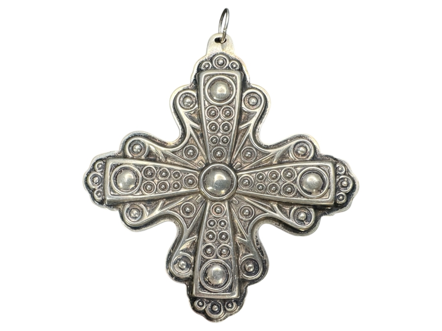 Just Added - Vintage 1972 Sterling Silver Reed & Barton Christmas Cross 18.7g