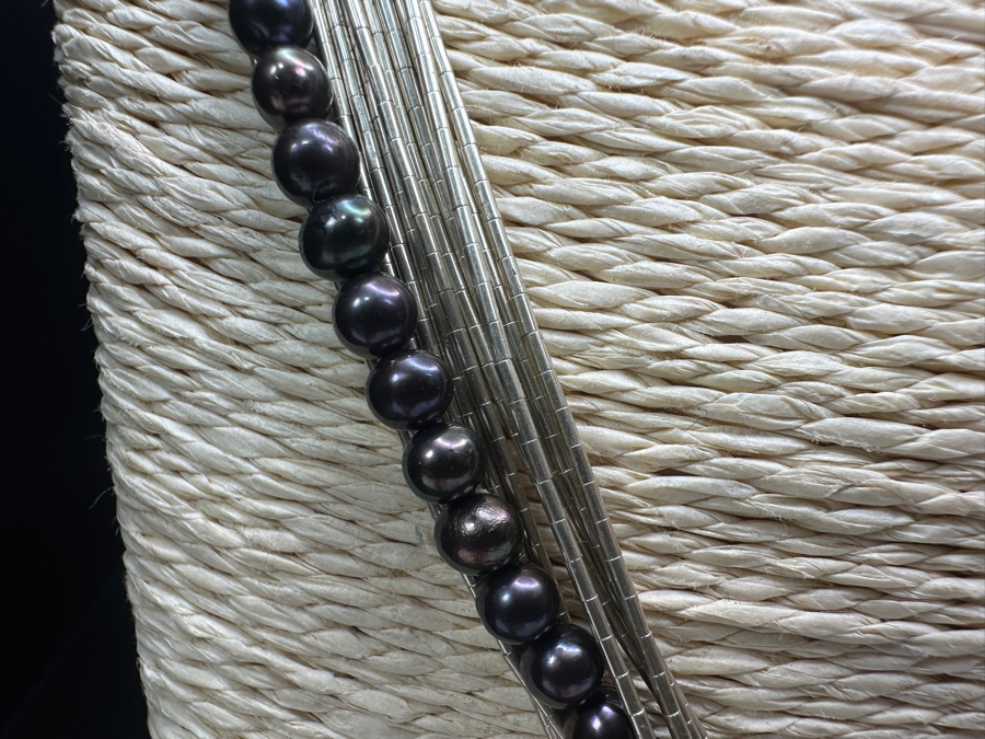 Just Added - Sterling Silver / Pearl 24' Necklace 42.0g [Photo 2]