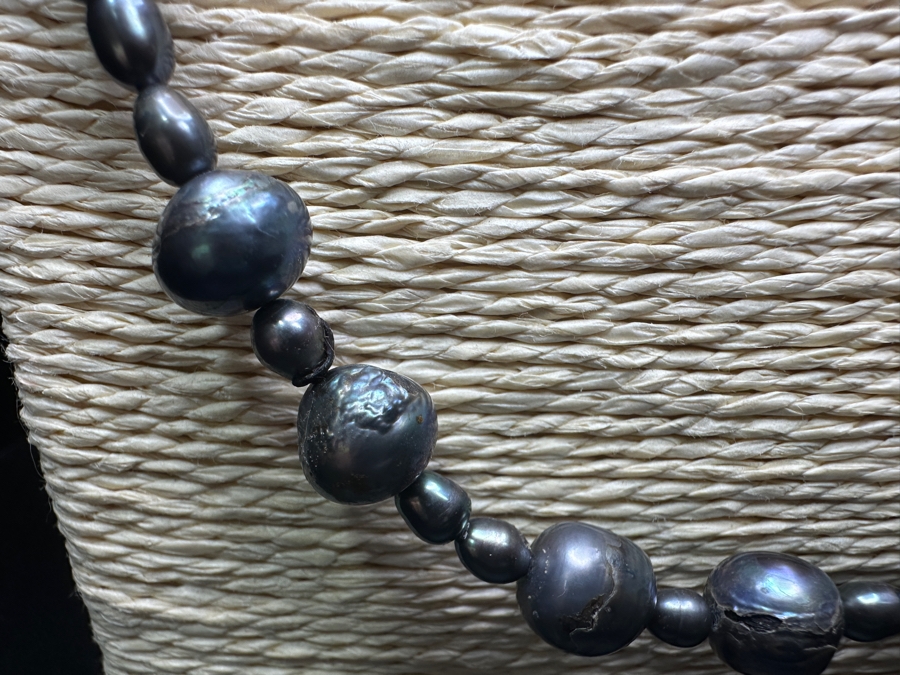 Just Added - 27' Pearl Necklace [Photo 3]