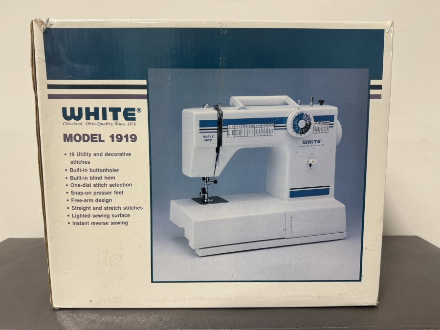 Just Added - White Model 1919 Sewing Machine With 19 Stitches And Built-in Buttonholer [Photo 2]