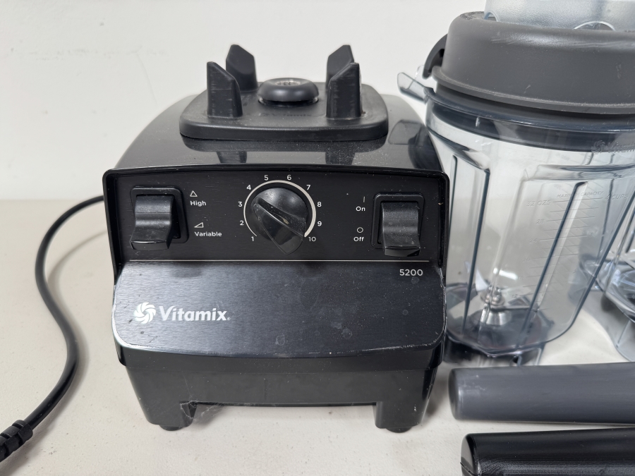 Just Added - VitaMix 5200 Total Nutrition Center With Two Blending Containers [Photo 2]