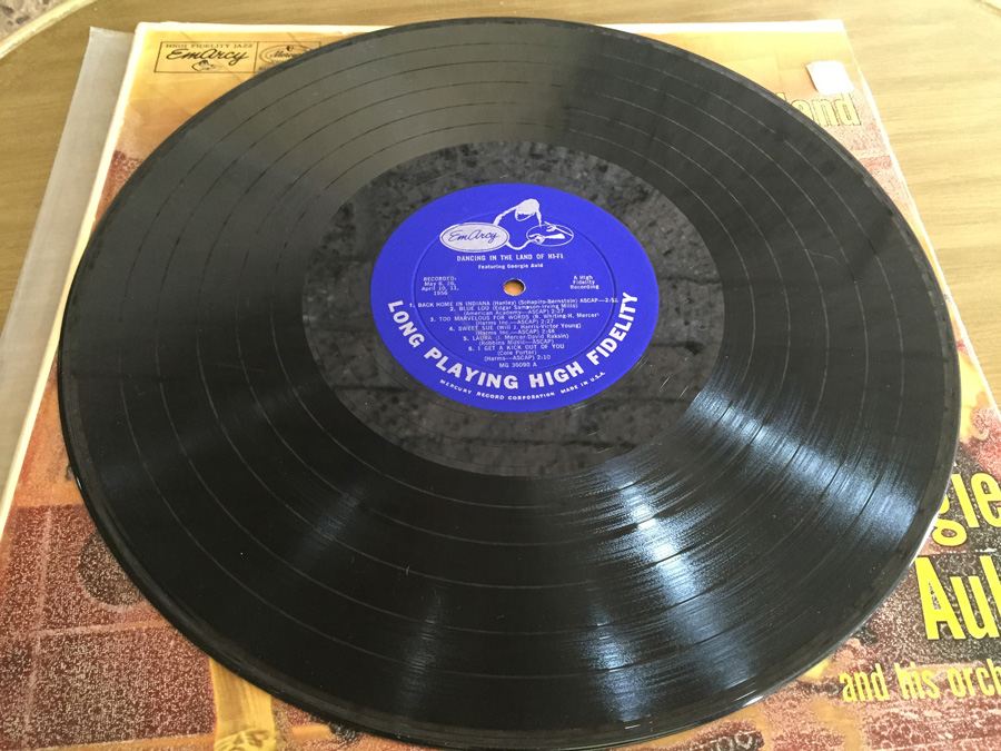 Georgie Auld And His Orchestra ‎- Dancing In The Land Of Hi-Fi - Emarcy ‎- MG 36090 [Photo 3]