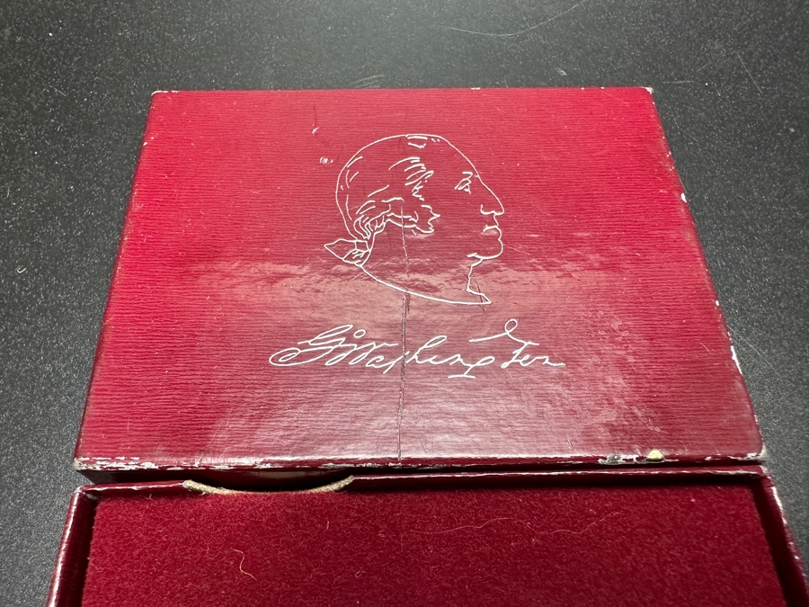 Proof 1982 George Washington Commemorative Silver Half Dollar [Photo 3]