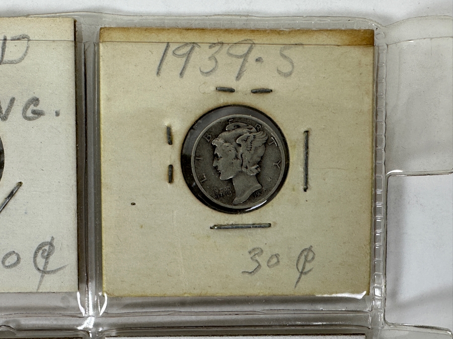 Coin Collection Featuring Silver Winged Liberty Head Mercury Dimes, Silver Roosevelt Dime And Quarters - 12 Coin Total - See Photos For Details [Photo 5]