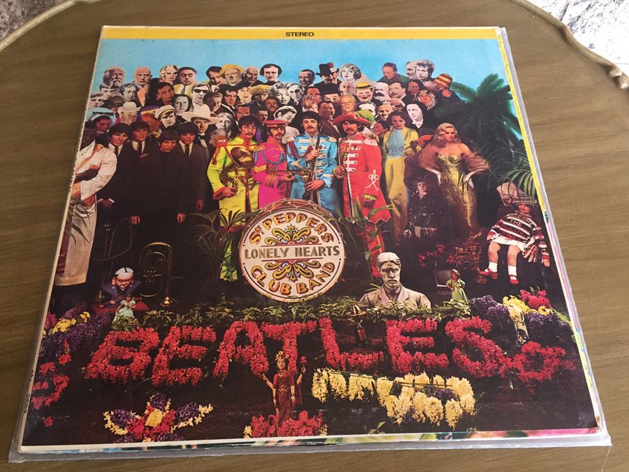 Beatles, The ‎- Sgt. Pepper's Lonely Hearts Club Band - Capitol Records ‎- SMAS 2653 [Photo 1]