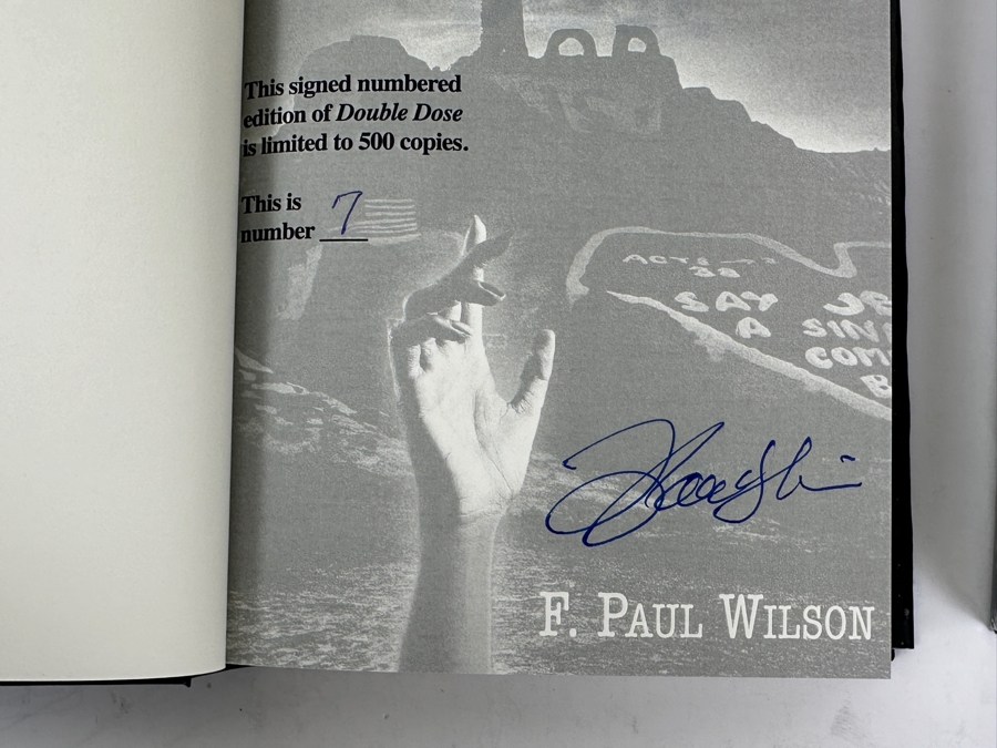 Pair Of Rare Signed Numbered Limited Edition Hardcover Books Double Dose Signed By F. Paul Wilson Limited To 500 Copies - One Book Is Still Factory Sealed [Photo 6]
