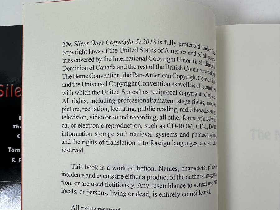 Rare Signed Limited Edition Hardcover Book The Silent Ones - Book Three The Nocturnia Chronicles Hand Signed By Tom Monteleone And F. Paul Wilson Limited To 500 Copies [Photo 9]