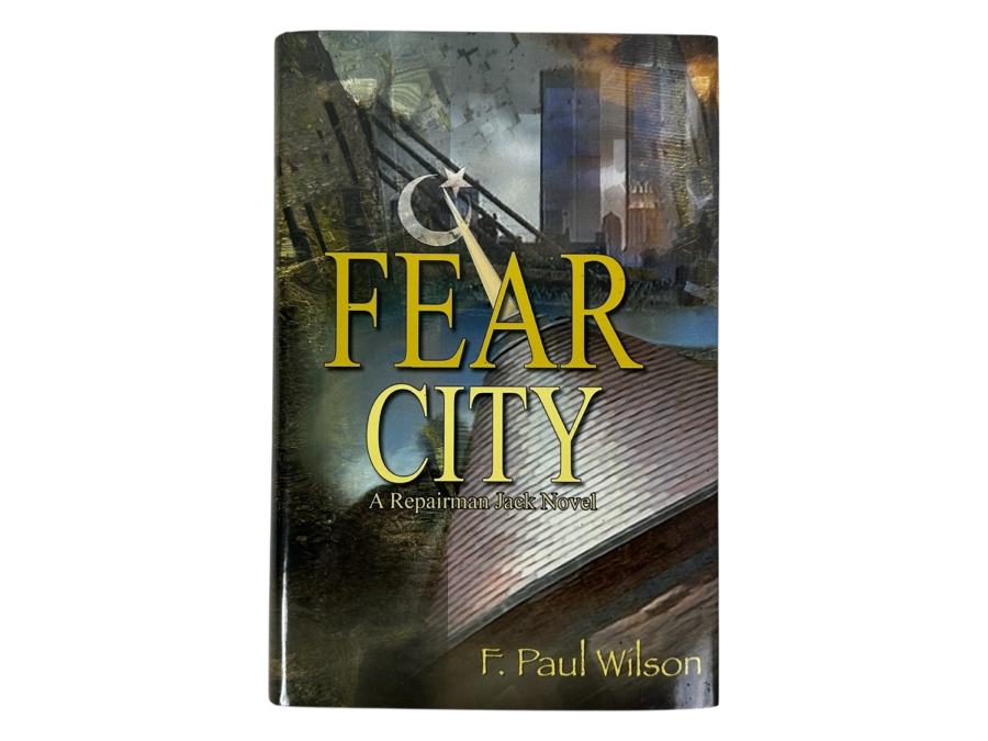 Rare Signed First Edition Hardcover Book Fear City Hand Signed By F. Paul Wilson Limited To 500 Copies [Photo 2]