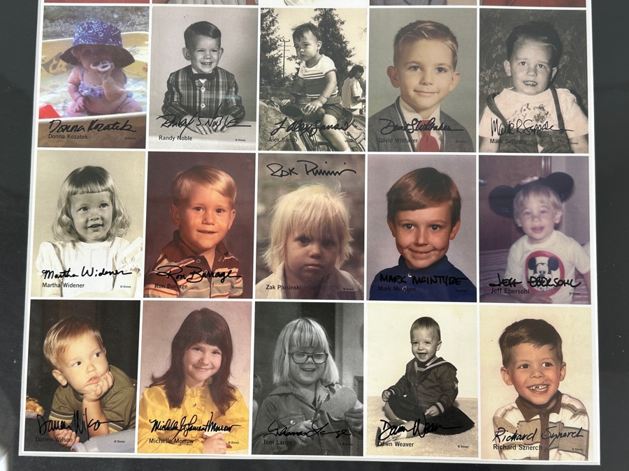 2001 Disneyana Convention Uncut Sheet Trading Cards Set With Front And Back Visible 14 X 19 Framed 23 X 29 [Photo 9]