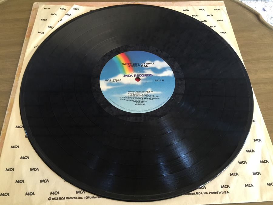 Steely Dan ‎- Can't Buy A Thrill - MCA Records ‎- MCA-37040 [Photo 5]