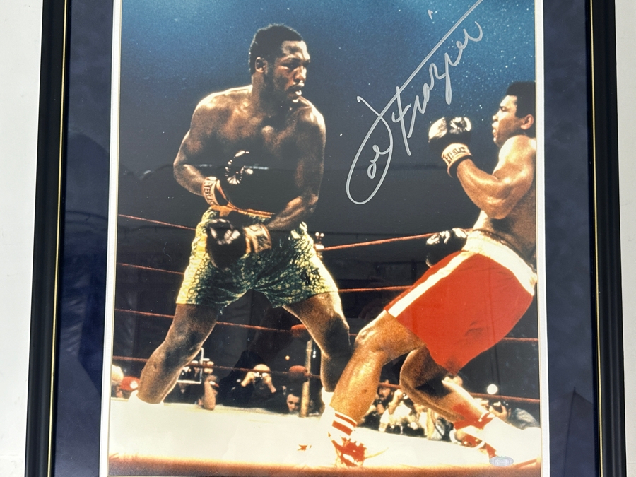 Signed Joe Frazier Knockdown Of Mohammed Ali Boxing Photograph Autographed By Joe Frazier With COA Framed 21' X 25' [Photo 3]