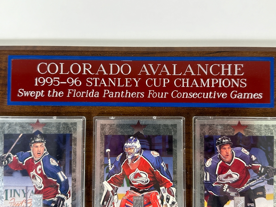 Wall Plaque Featuring Colorado Avalanche NHL 1995-96 Stanley Cup Champions Trading Cards Of Joe Sakic, Patrick Roy And Peter Forsberg 10' X 8' [Photo 5]