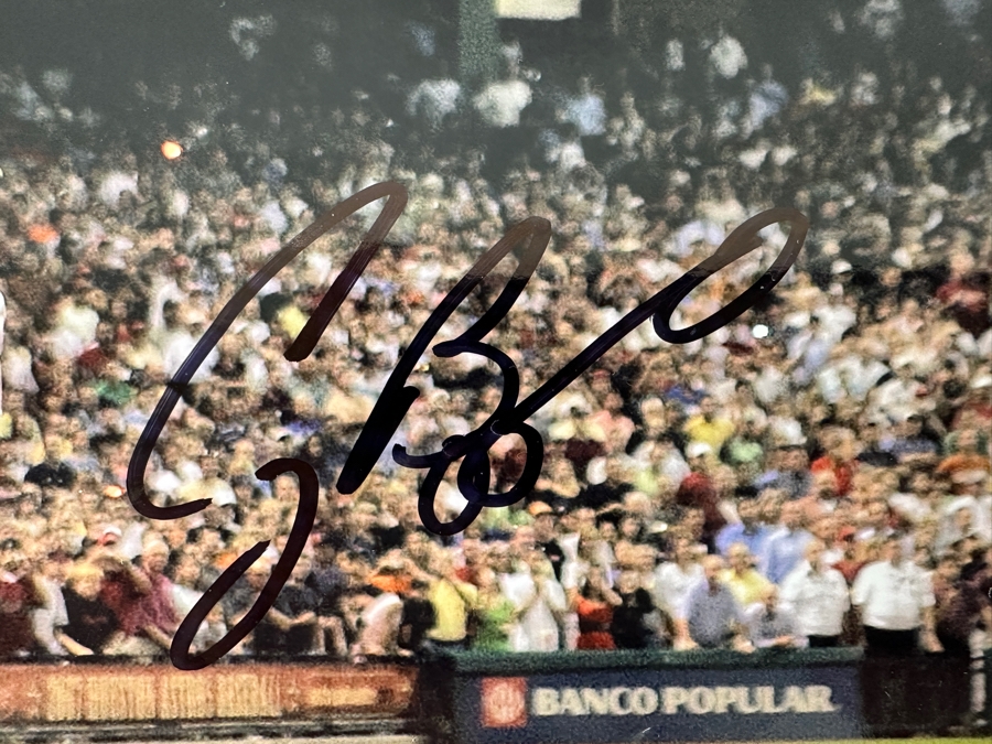 Signed Craig Biggio MLB 10' X 8' B&W Photograph Autographed By Craig Biggio With COA [Photo 4]