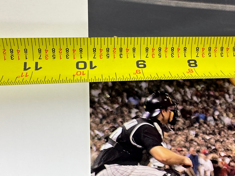 Signed Craig Biggio MLB 10' X 8' B&W Photograph Autographed By Craig Biggio With COA [Photo 6]