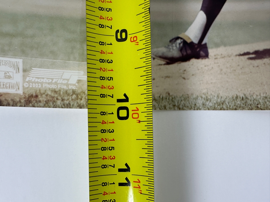 Signed Gaylord Perry HOF San Francisco Giants MLB 8' X 10' B&W Photograph Autographed By Gaylord Perry With COA [Photo 10]