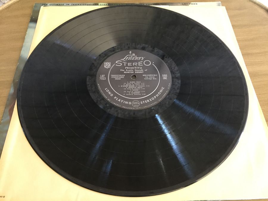 Martin Denny ‎- Primitiva - Liberty ‎- LST 7023 [Photo 3]