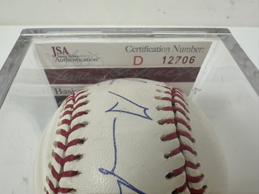 Signed Luis Gonzalez Autographed MLB Baseball With Certificate Of Authenticity (COA) [Photo 5]