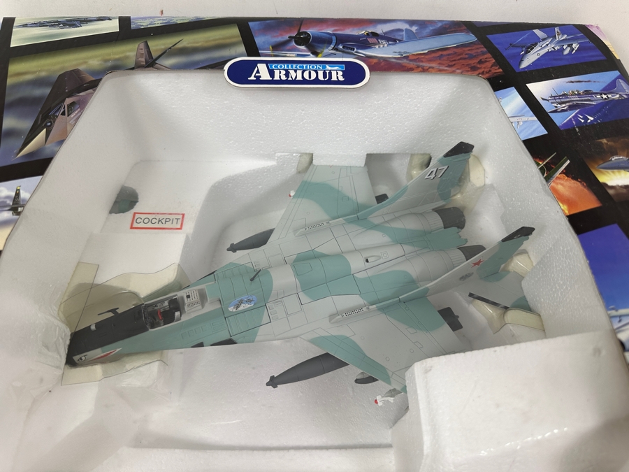 New Franklin Mint Precision Models Armour Collection 1:48 Scale Die-Cast Model Of A Mikoyan MiG-29 Fulcrum Fighter Jet 16.5'W X 12'D X 7'H [Photo 4]