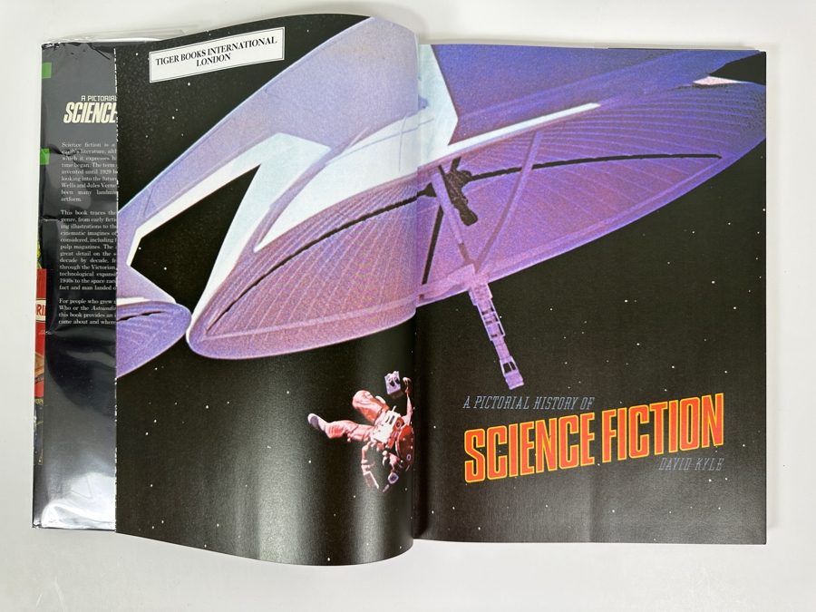 Vintage 1986 Hardcover Book A Pictorial History Of Science Fiction By David Kyle [Photo 5]