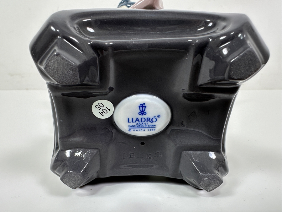 Vintage Lladro Teruko Porcelain Figurine 10.5'H [Photo 7]